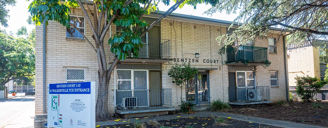 Building frontage Bentzen Court, Gilberton Building frontage Bentzen Court, Gilberton
